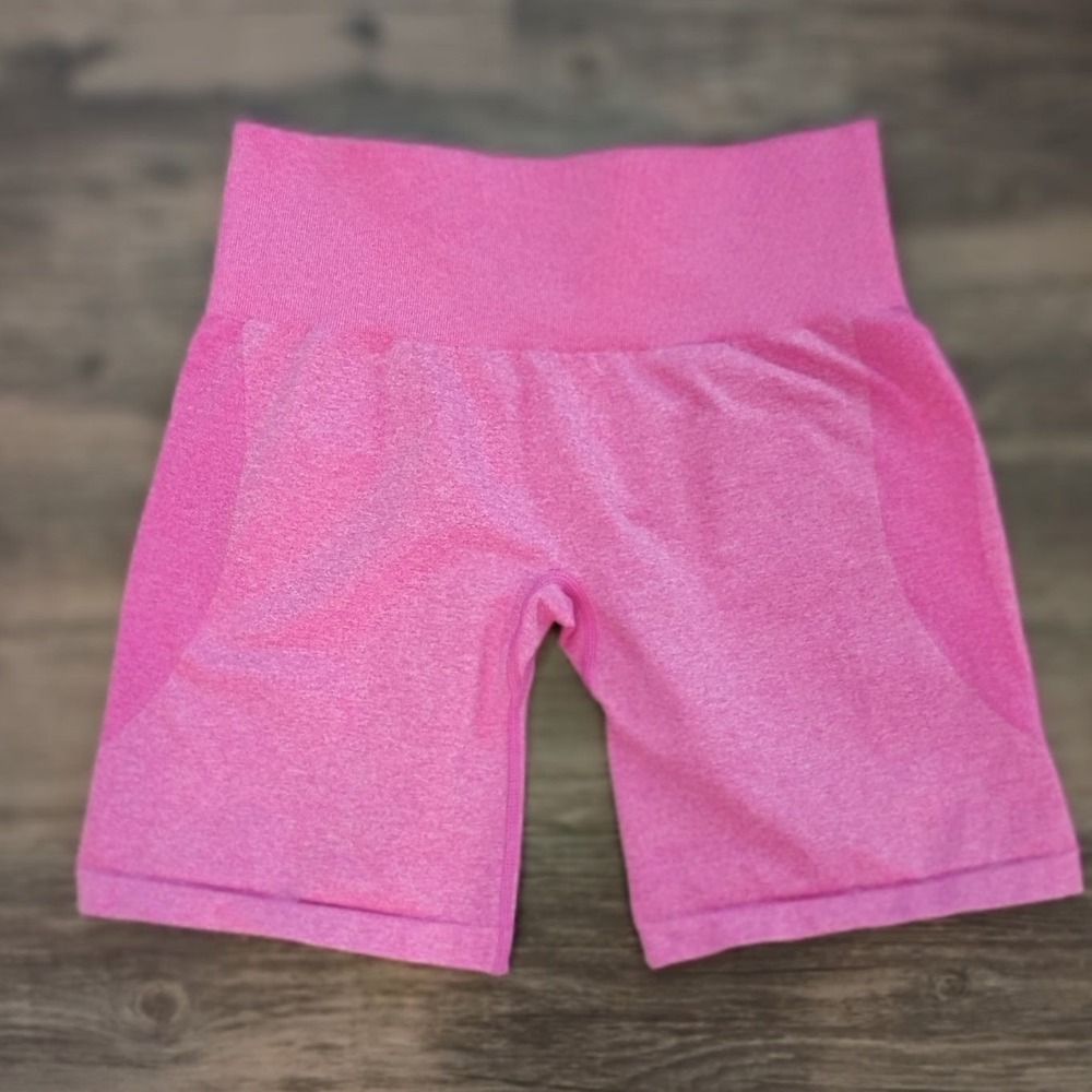NVGTN Pink Seamless Contour Shorts High Waisted Athletic Gym Workout Women Small